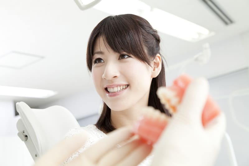 岡山市北区東古松の歯医者「すまいるフレンド歯科」 大人と子どもの「矯正治療の効果の違い」とは？